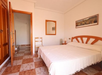 Villa · Herverkoop - Orihuela Costa · Playa Flamenca · Alicante · Spanje
