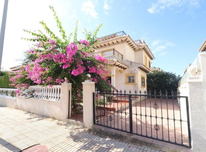 Villa · Herverkoop - Orihuela Costa · Playa Flamenca · Alicante · Spanje