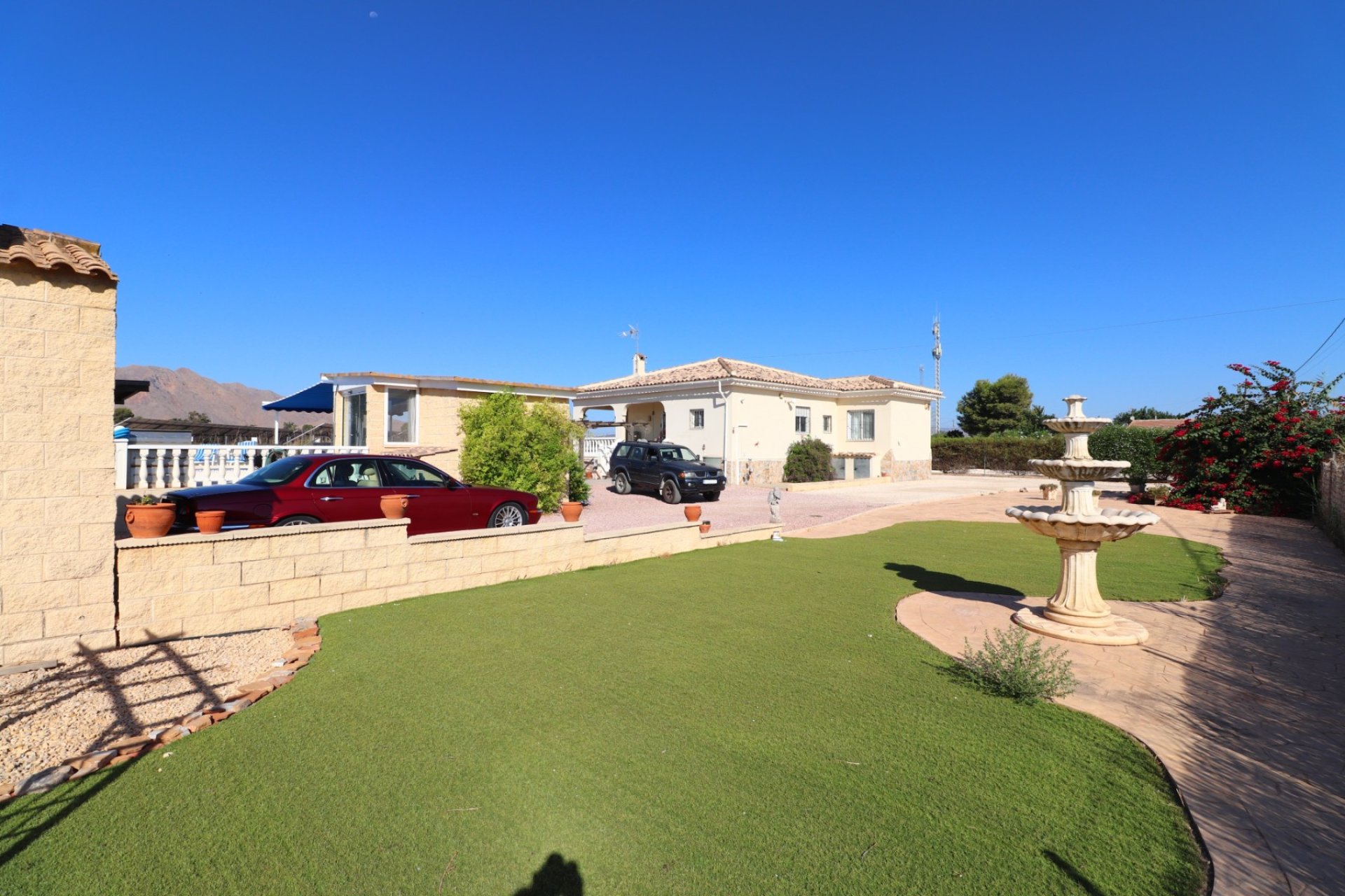 Herverkoop - Finca - Callosa de Segura