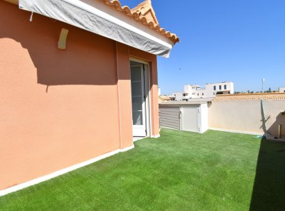 Villa · Herverkoop - Orihuela Costa · Playa Flamenca · Alicante · Spanje
