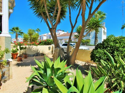 Villa · Wiederverkauf - Villamartin · Las Violetas · Alicante · Spanien