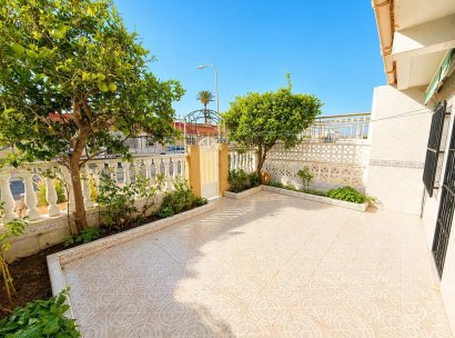 Villa · Herverkoop - Torrevieja · La Siesta - El Salado - Torreta · Alicante · Spanje