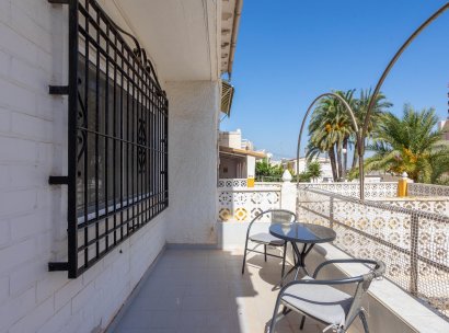 Villa · Herverkoop - Torrevieja · Torre Del Moro · Alicante · Spanje