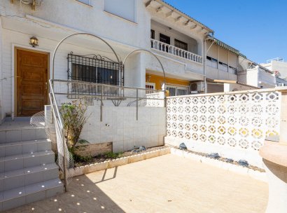 Villa · Herverkoop - Torrevieja · Torre Del Moro · Alicante · Spanje
