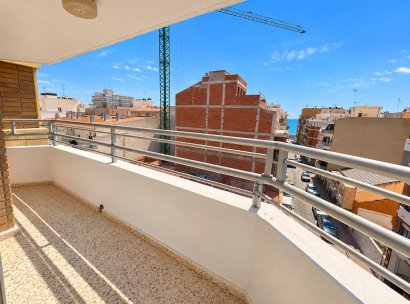 Apartment · Resale - Torrevieja · Playa del Cura · Alicante · Spain