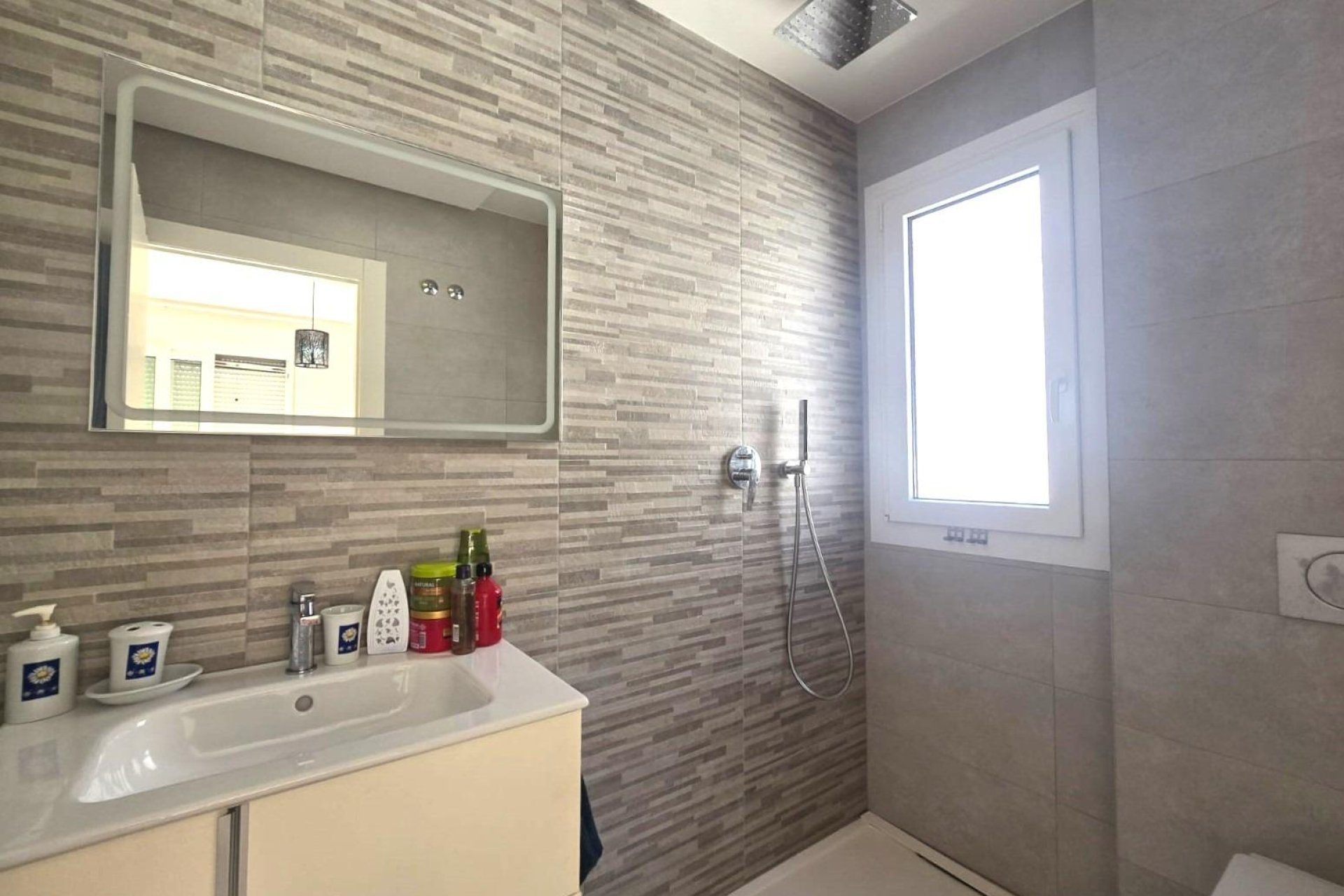 Resale - Duplex house - Torrevieja