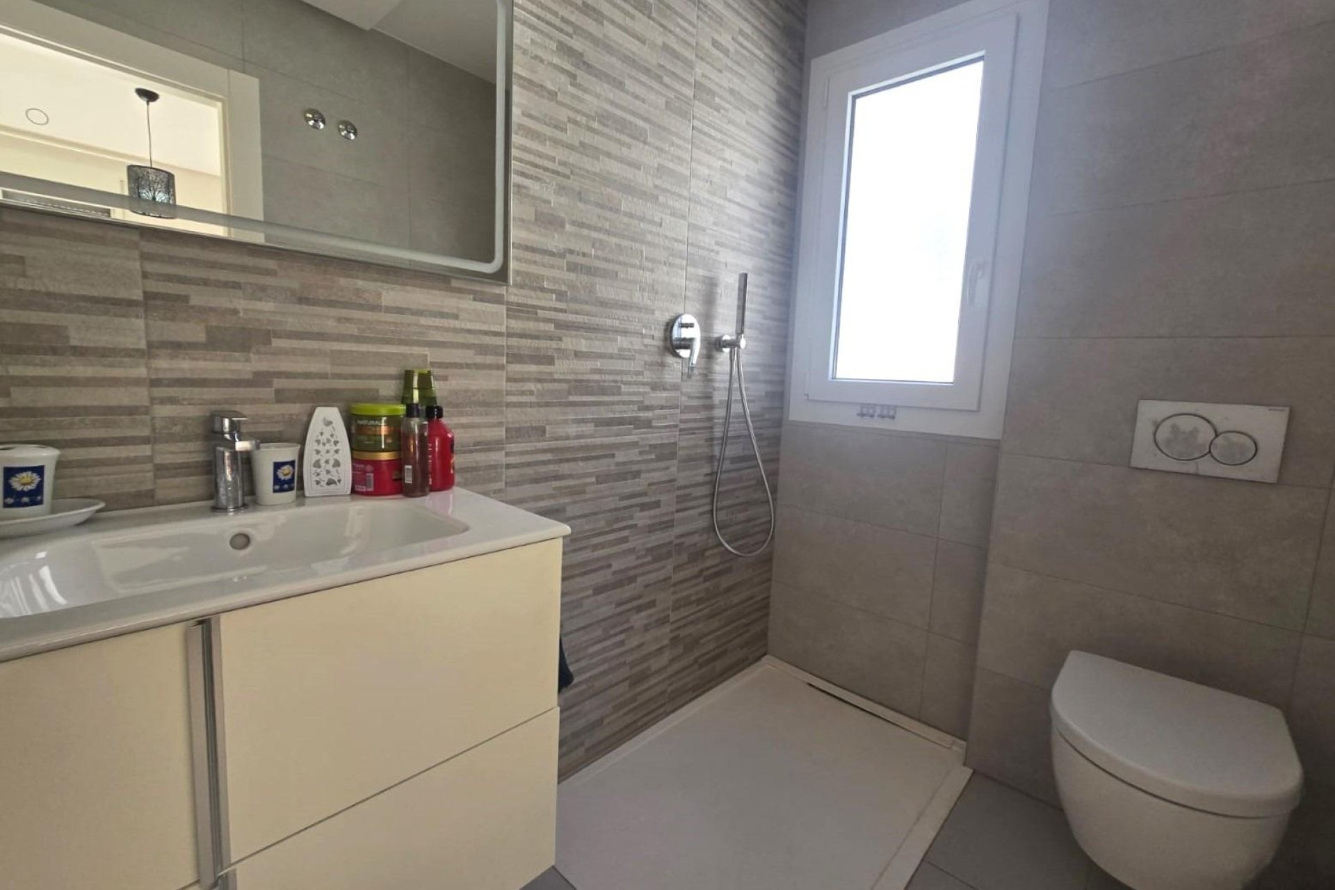 Resale - Duplex house - Torrevieja