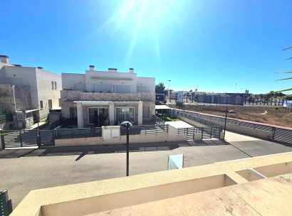 Duplex house · Resale - Torrevieja · Sector 25 · Alicante · Spain