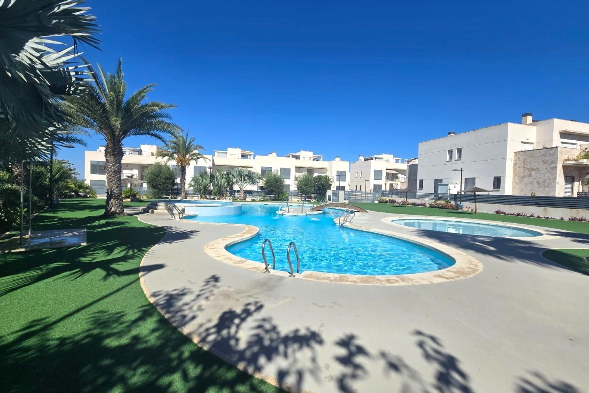 Resale - Duplex house - Torrevieja