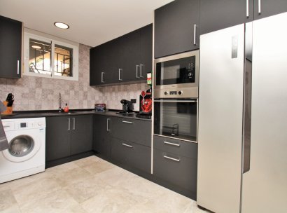 Villa · Resale - Villamartin · Las Violetas · Alicante · Spain