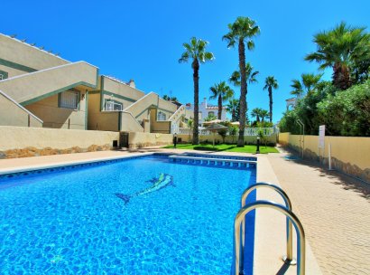 Villa · Resale - Villamartin · Las Violetas · Alicante · Spain