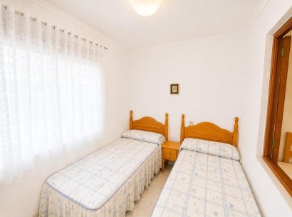 Villa · Wiederverkauf - Torrevieja · La Siesta - El Salado - Torreta · Alicante · Spanien