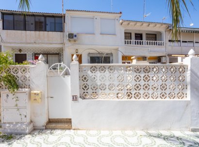 Villa · Wiederverkauf - Torrevieja · Torre Del Moro · Alicante · Spanien