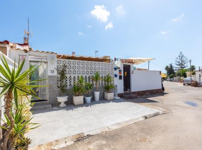 Villa · Wiederverkauf - Torrevieja · Torretas · Alicante · Spanien