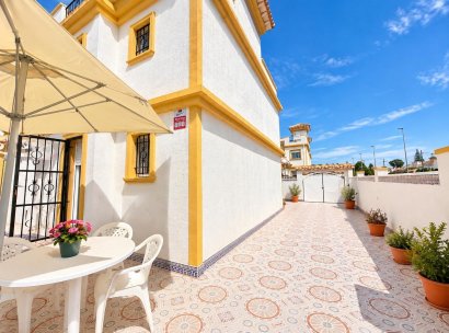 Villa · Återförsäljning - Torrevieja · La Siesta - El Salado - Torreta · Alicante · Spanien