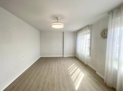 Appartement · Herverkoop - Bigastro · Alicante · Spanje