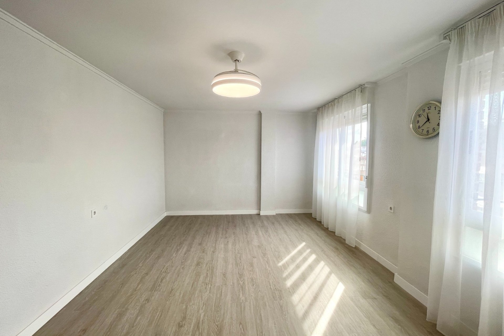 Herverkoop - Appartement - Bigastro