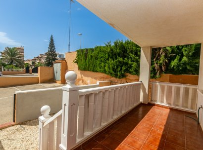 Appartement · Herverkoop - Orihuela Costa · Lomas de Cabo Roig · Alicante · Spanje