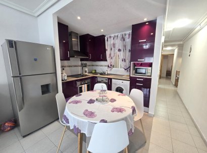 Appartement · Herverkoop - Torrevieja · La Mata pueblo · Alicante · Spanje