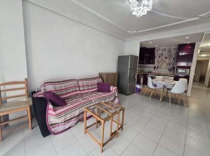 Appartement · Herverkoop - Torrevieja · La Mata pueblo · Alicante · Spanje