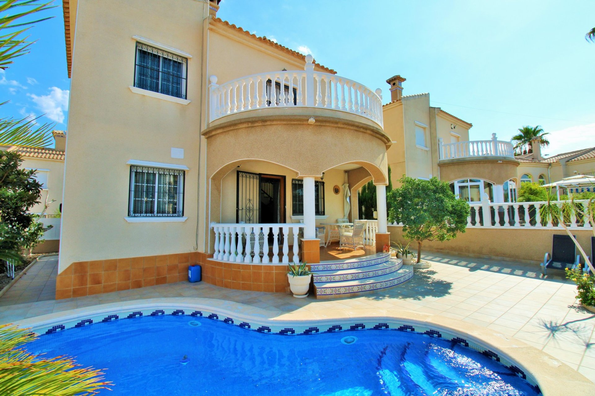 Reventa - Casa - Orihuela Costa
