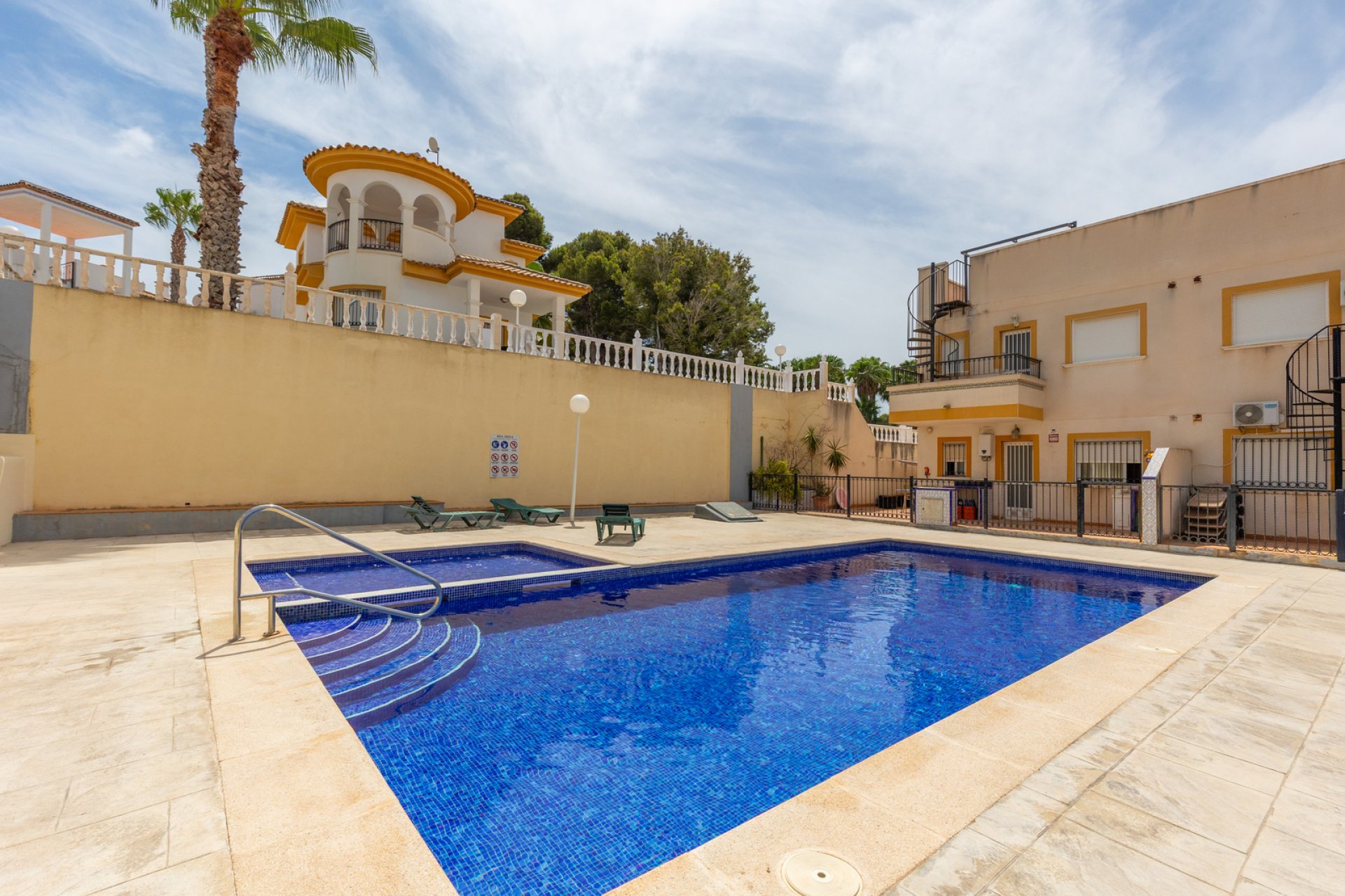 Återförsäljning - Lägenhet - Orihuela Costa