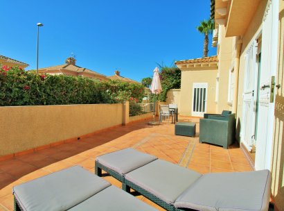 Appartement · Herverkoop - Orihuela Costa · PAU 8 · Alicante · Spanje