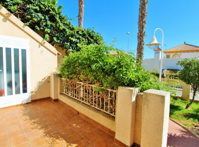 Appartement · Herverkoop - Orihuela Costa · PAU 8 · Alicante · Spanje