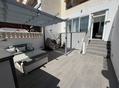 Appartement · Herverkoop - Orihuela · Entre Naranjos Vistabella · Alicante · Spanje
