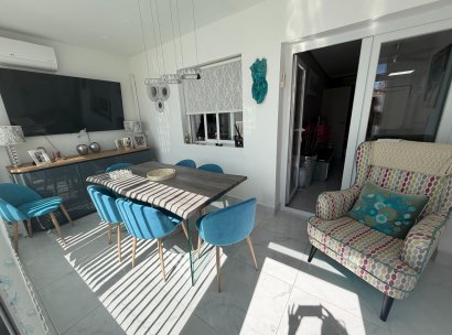 Appartement · Herverkoop - Orihuela · Entre Naranjos Vistabella · Alicante · Spanje