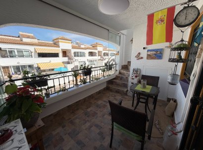 Appartement · Herverkoop - Orihuela · Entre Naranjos Vistabella · Alicante · Spanje