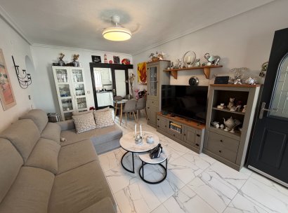 Appartement · Herverkoop - Orihuela · Entre Naranjos Vistabella · Alicante · Spanje