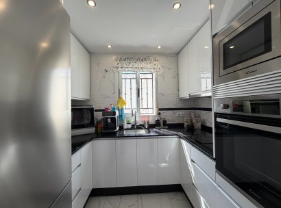 Appartement · Herverkoop - Orihuela · Entre Naranjos Vistabella · Alicante · Spanje
