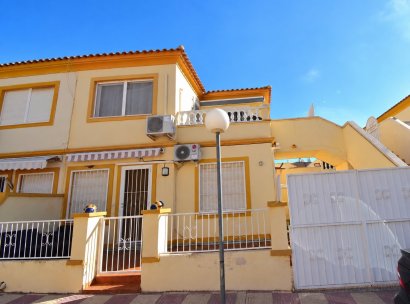 Appartement · Herverkoop - Orihuela Costa · Playa Flamenca · Alicante · Spanje