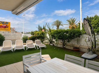 Appartement · Herverkoop - Orihuela Costa · Punta Prima · Alicante · Spanje