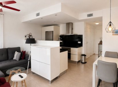 Appartement · Herverkoop - Orihuela Costa · Punta Prima · Alicante · Spanje
