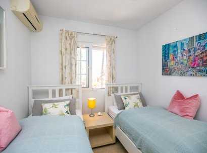 Appartement · Herverkoop - Orihuela Costa · Playa Flamenca · Alicante · Spanje