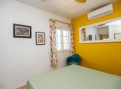 Appartement · Herverkoop - Orihuela Costa · Playa Flamenca · Alicante · Spanje