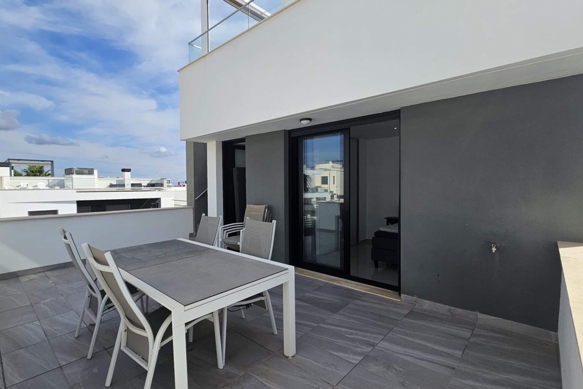 Resale - House - Orihuela Costa