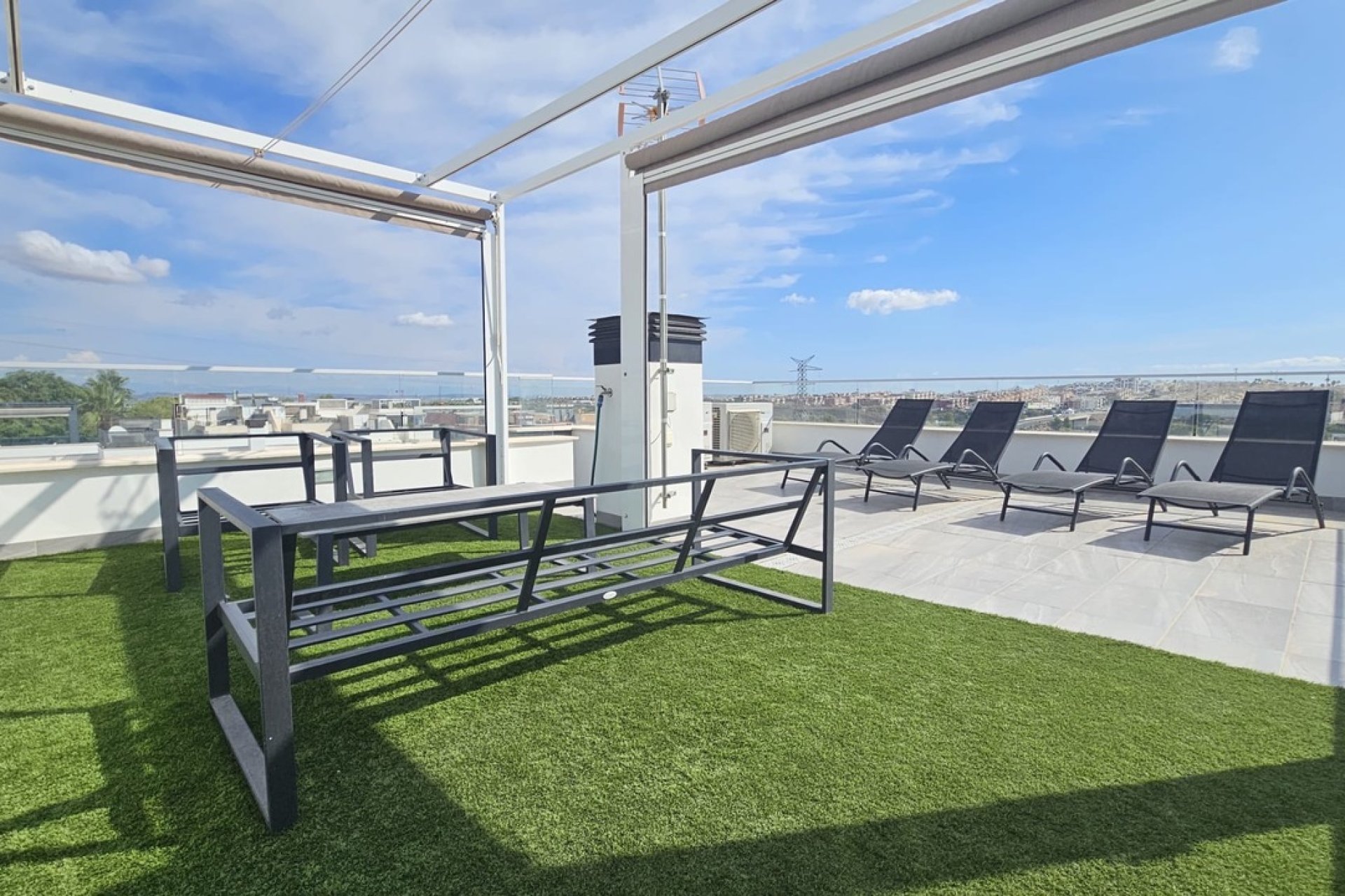 Resale - House - Orihuela Costa