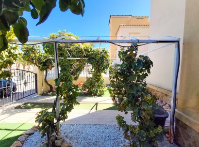 Appartement · Herverkoop - Cabo Roig · Alicante · Spanje