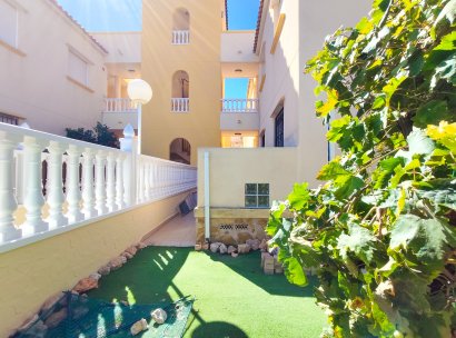 Appartement · Herverkoop - Cabo Roig · Alicante · Spanje