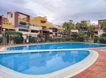 Appartement · Herverkoop - Orihuela Costa · Punta Prima · Alicante · Spanje