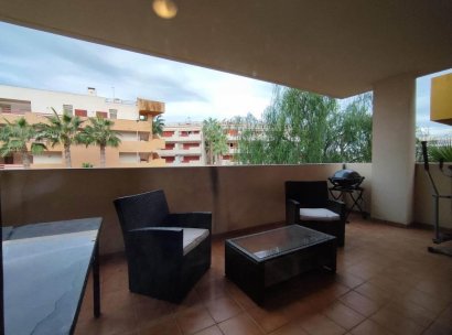 Appartement · Herverkoop - Orihuela Costa · Punta Prima · Alicante · Spanje