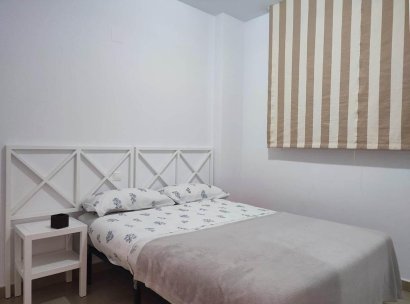 Appartement · Herverkoop - Orihuela Costa · Punta Prima · Alicante · Spanje