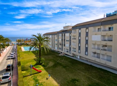 Appartement · Herverkoop - Punta Prima · Alicante · Spanje