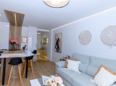 Appartement · Herverkoop - Punta Prima · Alicante · Spanje
