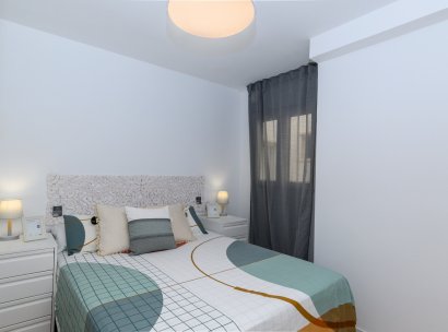 Appartement · Herverkoop - Punta Prima · Alicante · Spanje