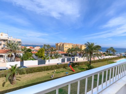 Appartement · Herverkoop - Punta Prima · Alicante · Spanje