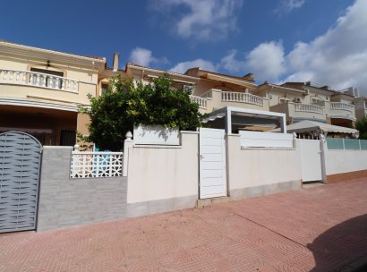 Woning · Herverkoop - Benijofar · Alicante · Spanje